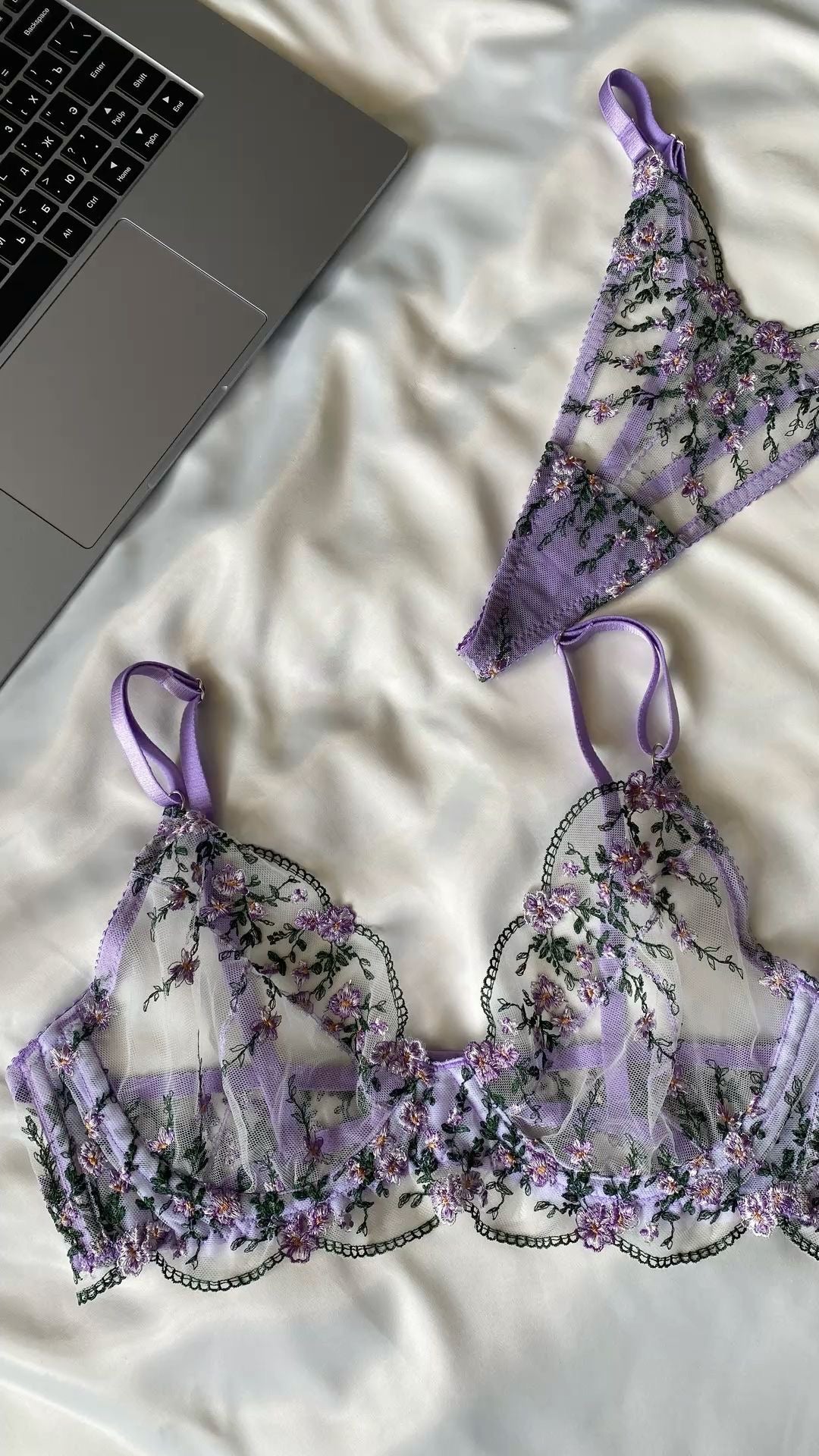 BLOOM ORIGINAL Ensemble de soutien gorge avec broderie floral